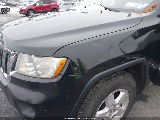 2011 JEEP GRAND CHEROKEE 1J4RR4GG0BC584421 Photo 5