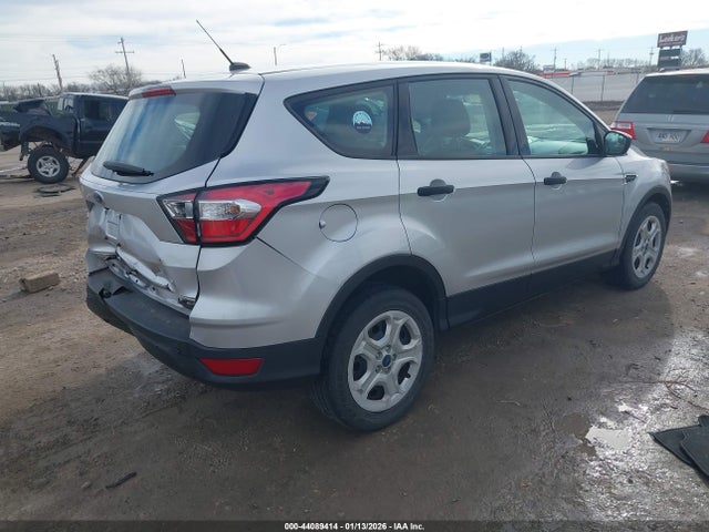 2017 FORD ESCAPE 1FMCU0F71HUC06613 Photo 3