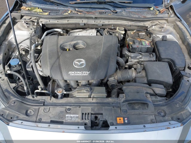 44089427 :رقم المزاد ، 3MZBM1U72FM231592 vin ، 2015 Mazda Mazda3 I Sport مزاد بيع