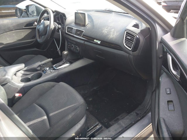 44089427 :رقم المزاد ، 3MZBM1U72FM231592 vin ، 2015 Mazda Mazda3 I Sport مزاد بيع