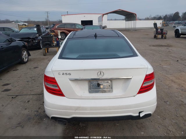 Aukcja sprzedaży 2014 Mercedes-benz C 250, vin: WDDGJ4HB2EG295406, numer aukcji: 44089462