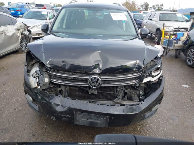Volkswagen TIGUAN SE 2016 WVGAV7AX1GW577505 Image 11
