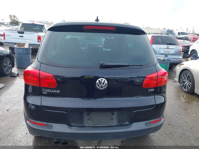 Volkswagen TIGUAN SE 2016 WVGAV7AX1GW577505 Image 15