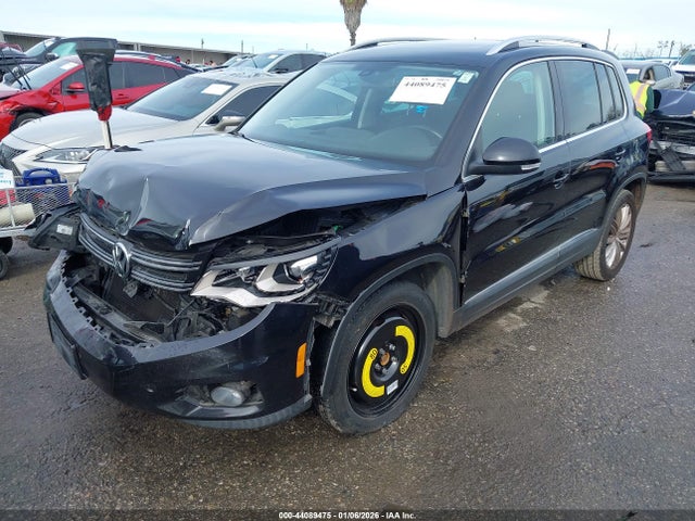Volkswagen TIGUAN SE 2016 WVGAV7AX1GW577505 Image 2