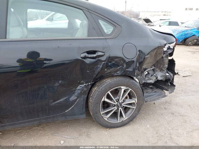 2023 KIA FORTE 3KPF24AD1PE654701 Photo 5