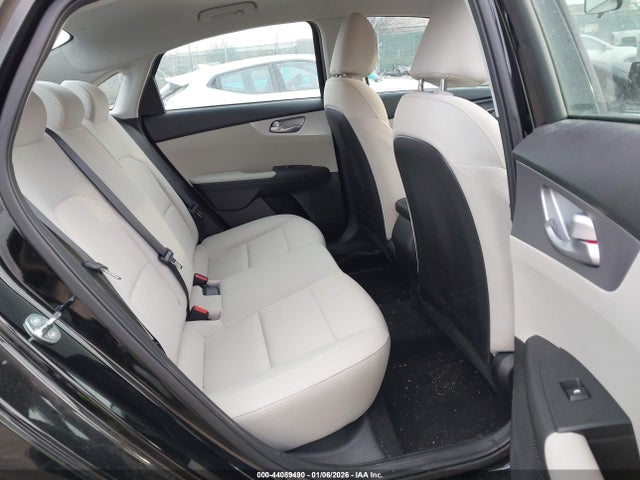 2023 KIA FORTE 3KPF24AD1PE654701 Photo 7