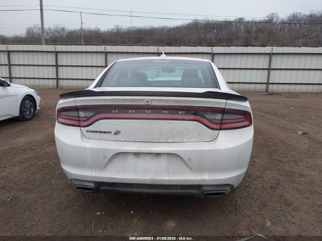 2C3CDXJG5JH121114 Dodge Charger Gt Awd