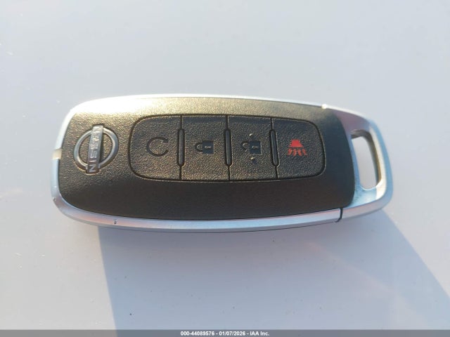 3N1CP5DV8RL530523 Nissan Kicks Sr Xtronic Cvt