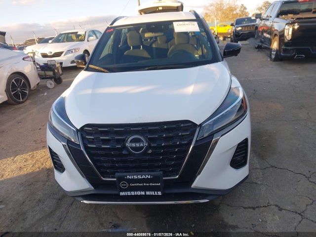 3N1CP5DV8RL530523 Nissan Kicks Sr Xtronic Cvt