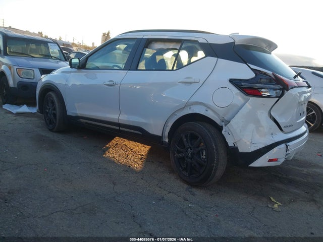 3N1CP5DV8RL530523 Nissan Kicks Sr Xtronic Cvt
