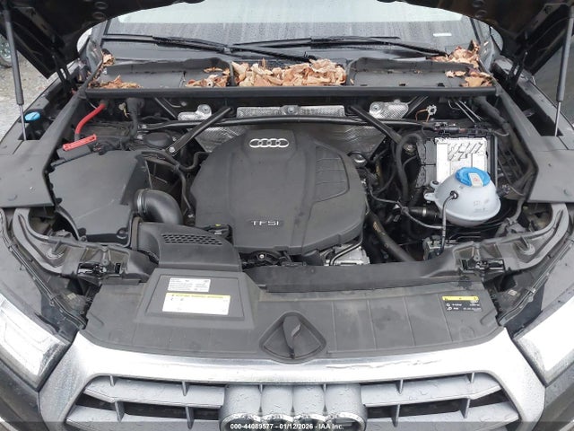 WA1BNAFY4J2245980 Audi Q5 2.0t Premium/2.0t Tech Premium