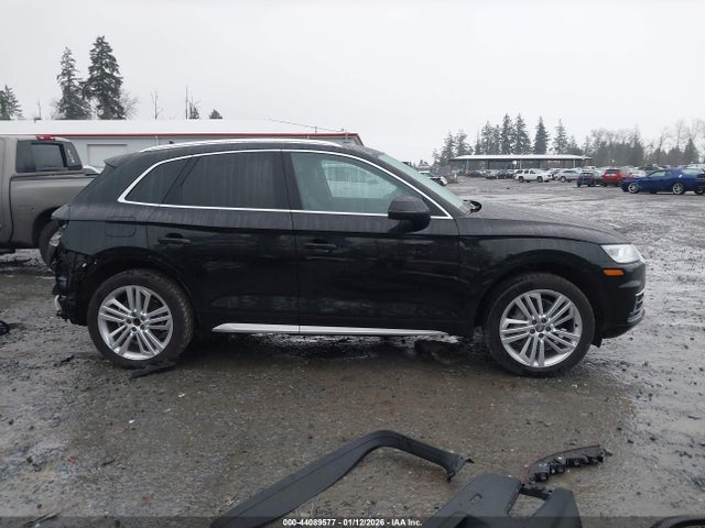 WA1BNAFY4J2245980 Audi Q5 2.0t Premium/2.0t Tech Premium