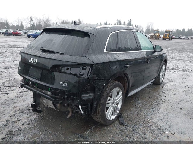 WA1BNAFY4J2245980 Audi Q5 2.0t Premium/2.0t Tech Premium