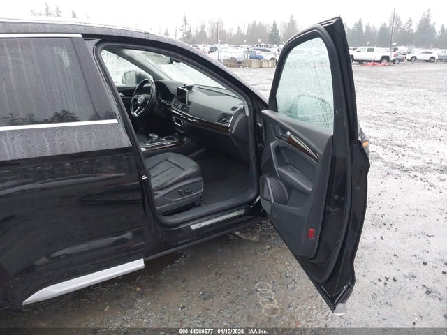 WA1BNAFY4J2245980 Audi Q5 2.0t Premium/2.0t Tech Premium