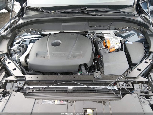 2025 VOLVO XC60 PLUG-IN HYBRID YV4H60RM3S1033673 Photo 9