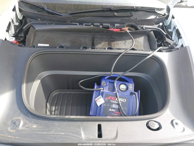2026 TESLA MODEL Y 7SAYGDEE3TA406158 Photo 9