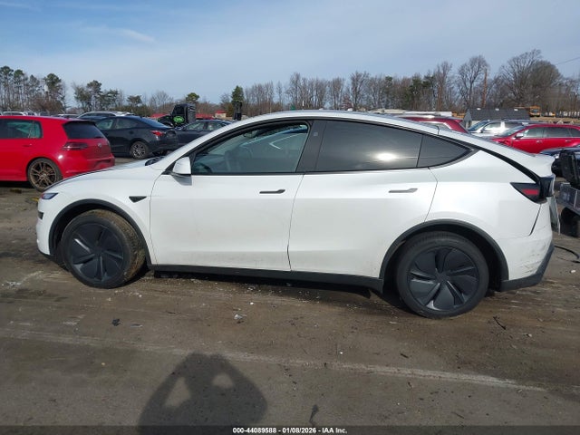 7SAYGDEE3TA406158 Tesla Model Y Long Range Launch Series/premium All-wheel Drive
