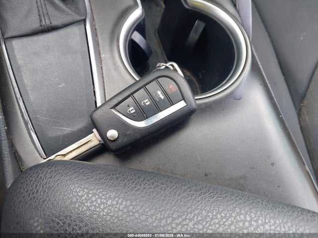 4T1C11AK8MU616670 Toyota CAMRY LE