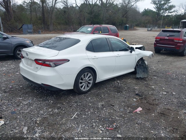 4T1C11AK8MU616670 Toyota CAMRY LE