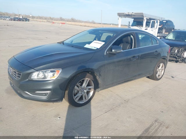 Volvo S60 T5 Platinum 2014 YV1612FSXE1285751 Image 2