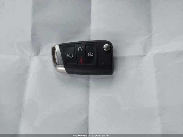 2019 VOLKSWAGEN GOLF GTI 3VW6T7AU2KM002860 Photo 10