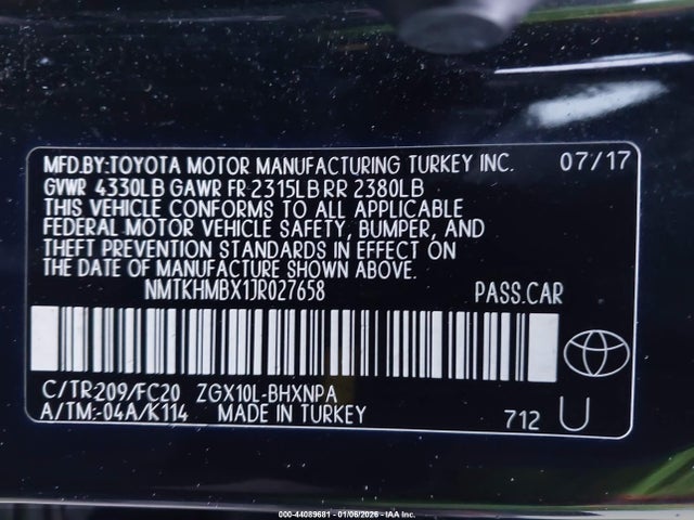NMTKHMBX1JR027658 Toyota C-HR XLE