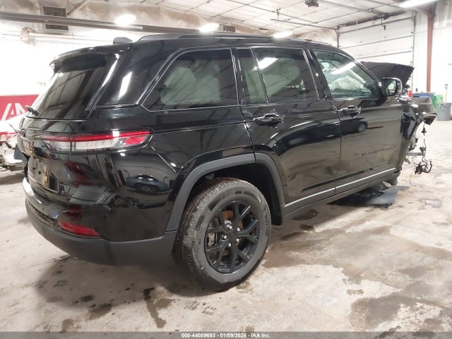 2024 JEEP GRAND CHEROKEE 1C4RJHAG3RC261827 Photo 3