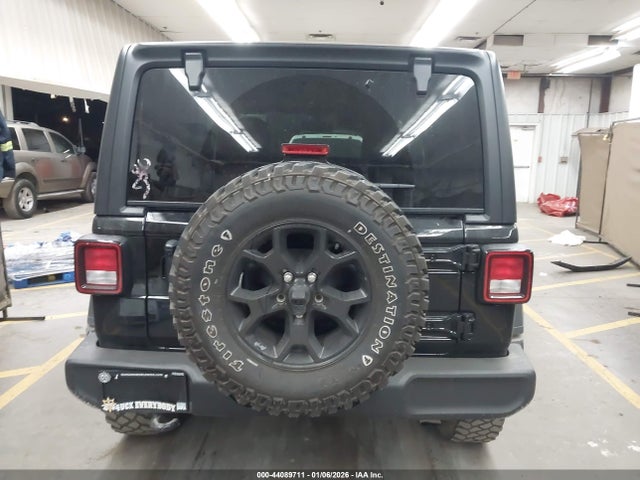 1C4GJXAN1PW633807 Jeep Wrangler 2-door Willys 4x4