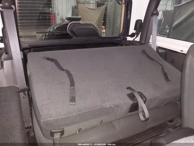 1C4GJXAN1PW633807 Jeep Wrangler 2-door Willys 4x4