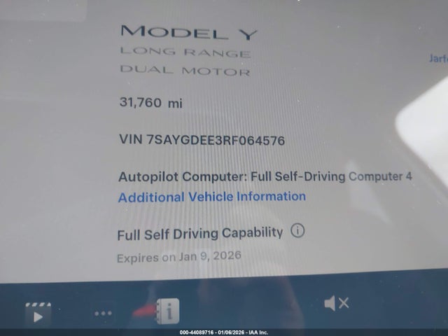 Продаж на аукціоні авто 2024 Tesla Model Y Long Range Dual Motor All-wheel Drive, vin: 7SAYGDEE3RF064576, номер лоту: 44089716