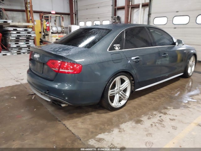 2011 AUDI S4 WAUBGAFL0BA168047 Photo 3