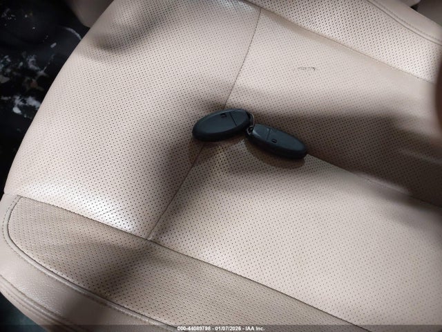 5N1AT2MV5HC743837 Nissan Rogue Sl