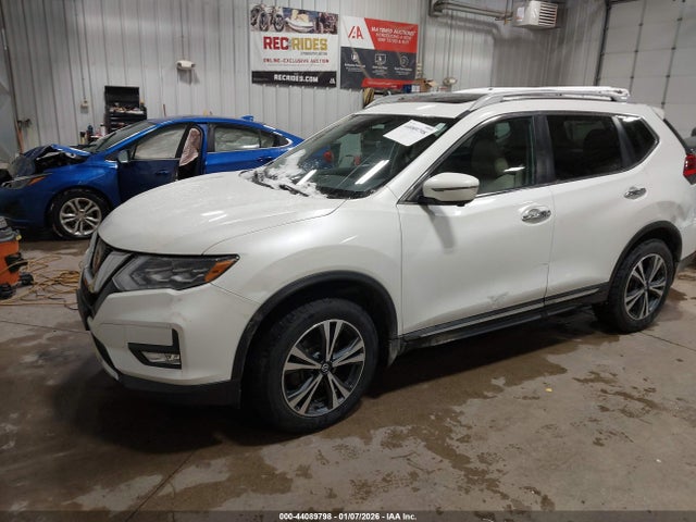 5N1AT2MV5HC743837 Nissan Rogue Sl