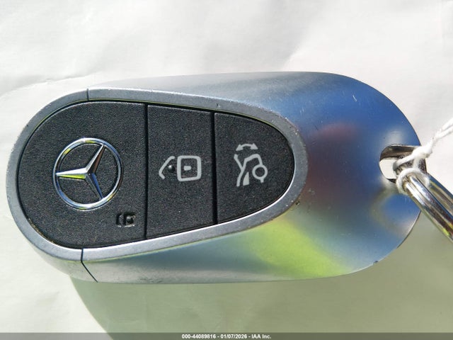 W1KAF4GB8PR101493 Mercedes-Benz C 300 Sedan