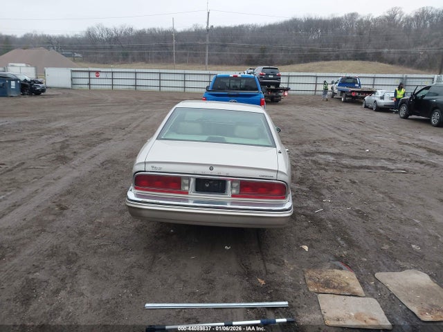 44089837 :رقم المزاد ، 1G4CU5214TH616208 vin ، 1996 Buick Park Avenue Ultra مزاد بيع
