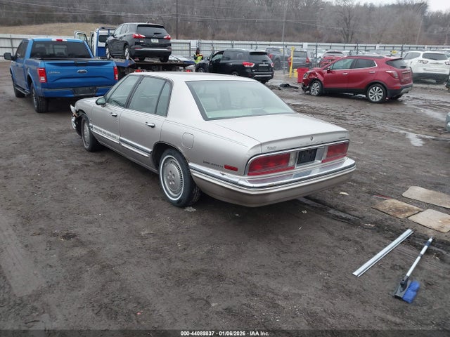 44089837 :رقم المزاد ، 1G4CU5214TH616208 vin ، 1996 Buick Park Avenue Ultra مزاد بيع