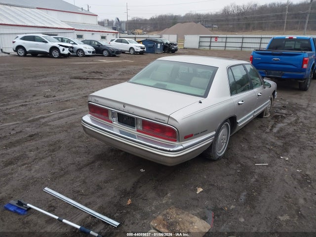 44089837 :رقم المزاد ، 1G4CU5214TH616208 vin ، 1996 Buick Park Avenue Ultra مزاد بيع