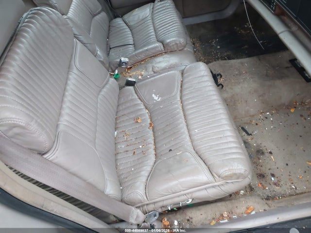 44089837 :رقم المزاد ، 1G4CU5214TH616208 vin ، 1996 Buick Park Avenue Ultra مزاد بيع