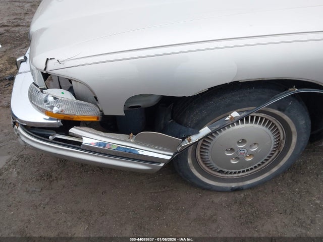 44089837 :رقم المزاد ، 1G4CU5214TH616208 vin ، 1996 Buick Park Avenue Ultra مزاد بيع