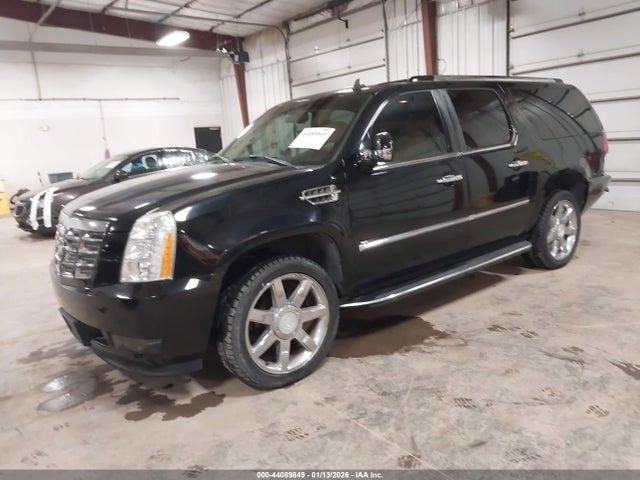 2007 CADILLAC ESCALADE ESV 1GYFK668X7R274343 Photo 1