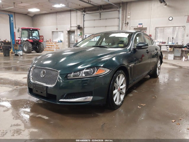 2015 JAGUAR XF SAJWJ0FF3F8U70442 Photo 1
