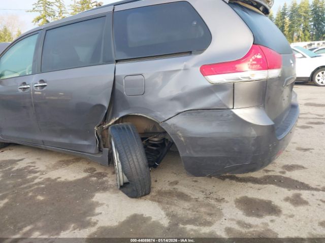 2011 TOYOTA SIENNA 5TDYK3DC3BS102914 Photo 5
