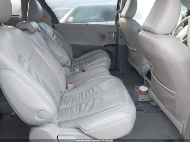 2011 TOYOTA SIENNA 5TDYK3DC3BS102914 Photo 7