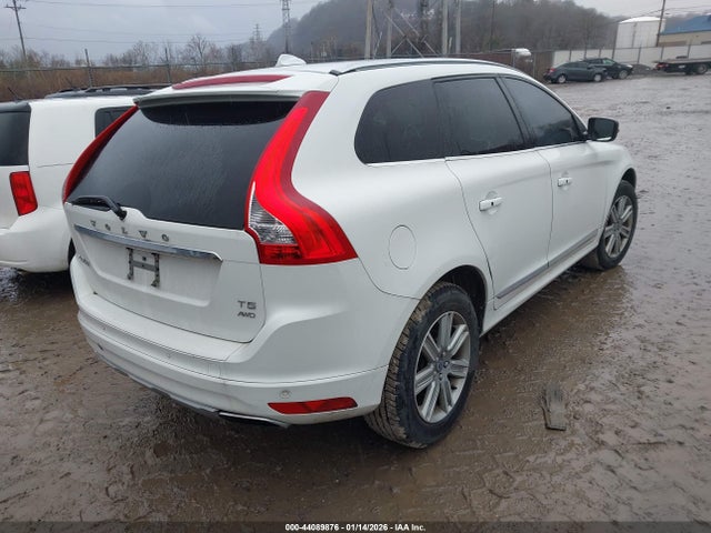2017 VOLVO XC60 YV440MRU7H2223549 Photo 3
