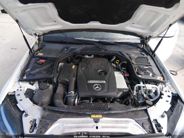 Aukcja sprzedaży 2015 Mercedes-benz C 300 4matic, vin: 55SWF4KB1FU037792, numer aukcji: 44089908