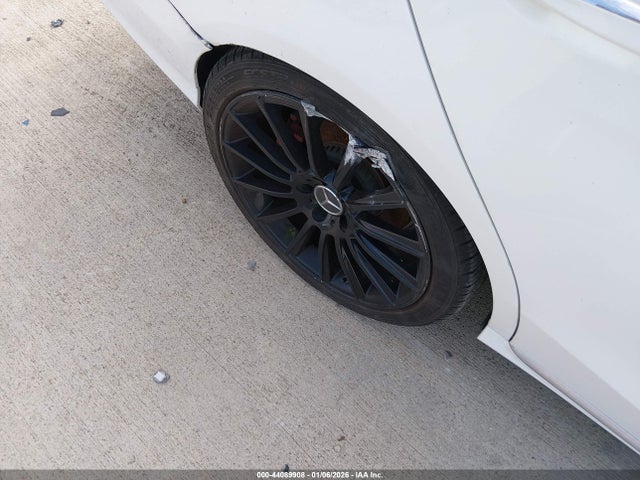 Aukcja sprzedaży 2015 Mercedes-benz C 300 4matic, vin: 55SWF4KB1FU037792, numer aukcji: 44089908