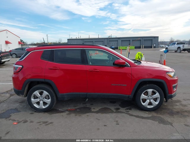 Jeep Compass Latitude 4x4 2018 3C4NJDBB1JT485438 Image 13