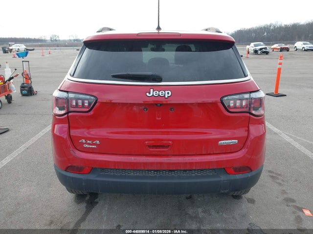 Jeep Compass Latitude 4x4 2018 3C4NJDBB1JT485438 Image 16