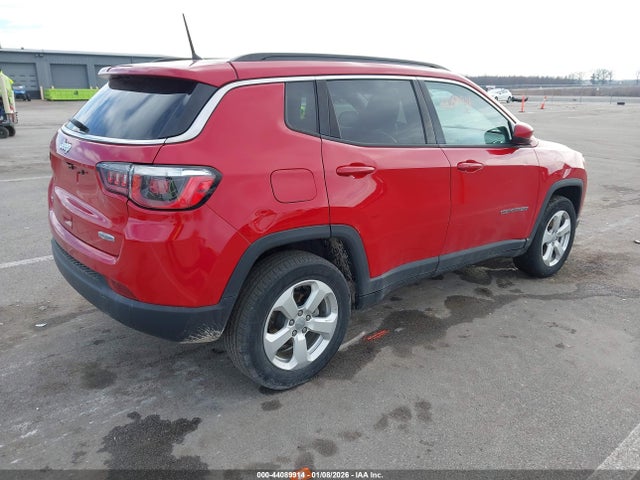 Jeep Compass Latitude 4x4 2018 3C4NJDBB1JT485438 Image 4
