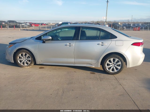 Toyota COROLLA LE 2022 5YFEPMAE6NP327891 Image 14